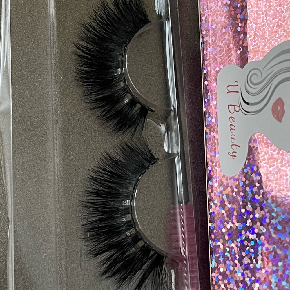 Strip lashes